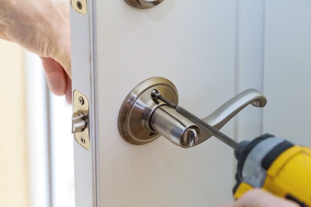 Locksmith Adelaide – Lock Masters