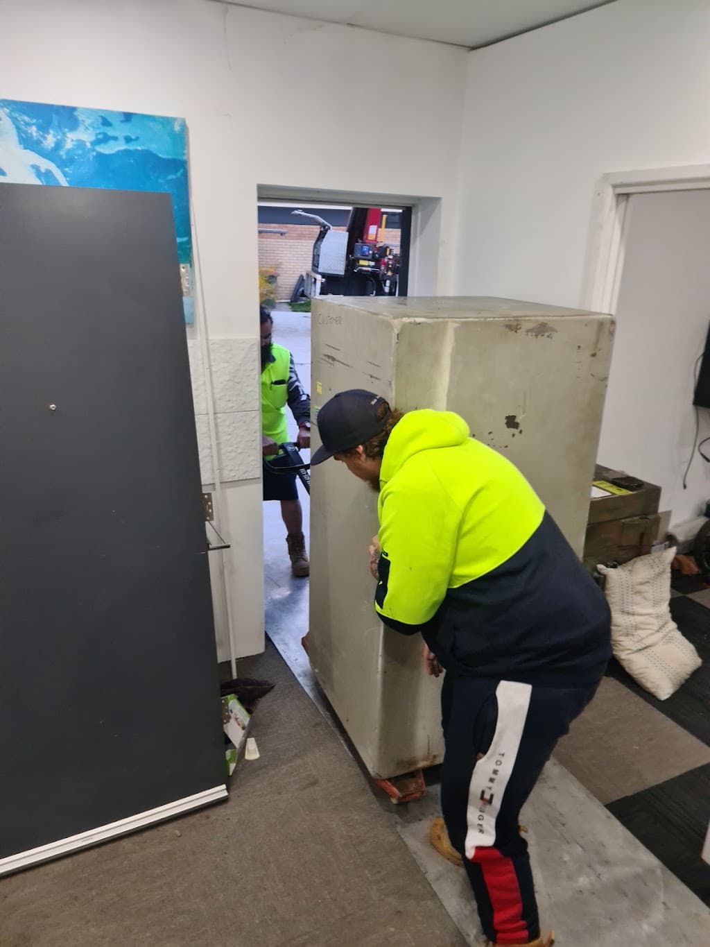 Active Safe Removals