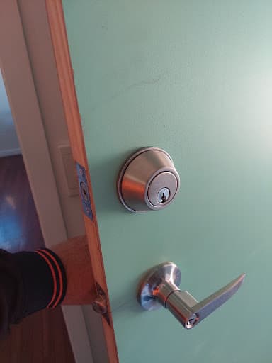 RUSWIN LOCKSMITH & SECURITY Townsville — Customer photo