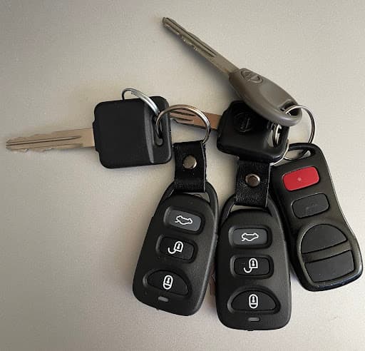 Speedie Shoe Repairs - Electronic Car Keys Gold Coast, Car Key Cutting Expert Gold Coast — Customer photo